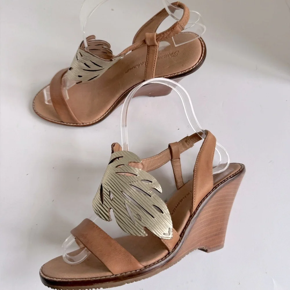 Tommy Bahama Plumeria Leather Wedge Sandals Size 6.5_9
